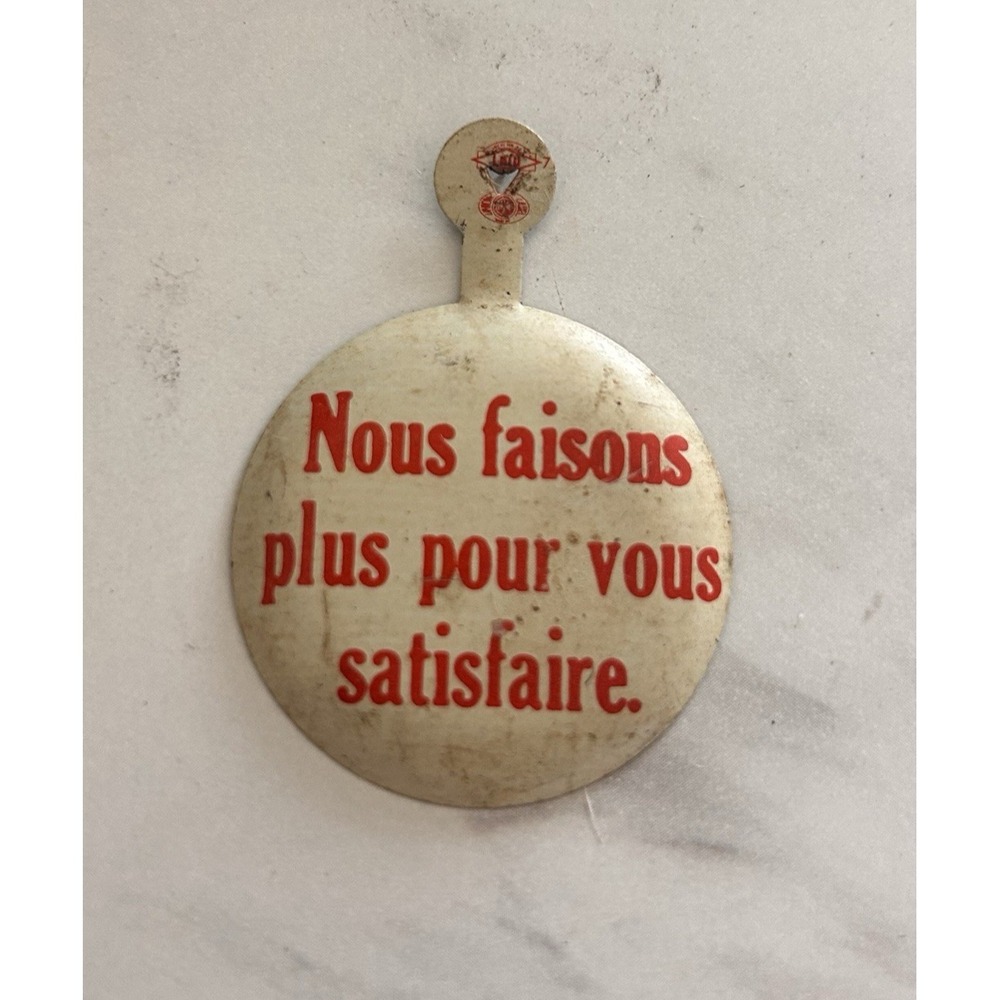 1960s Vintage Avis‎ Rent A Car Button We Try Harder In French Nous Faisons Plus